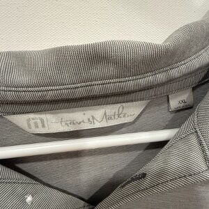 Travis Mathew polo. XXL. Good condition. Grey.